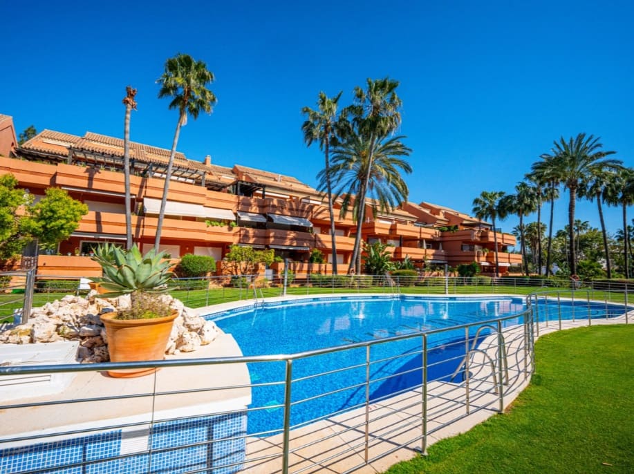 2 camera da letto Appartamento in vendita in Puerto Banus con piscina garage - 750.000 € (Rif: 10142372)