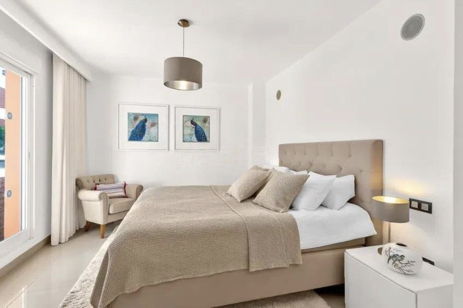 3 bedroom Penthouse for sale in El Paraiso with garage - € 620,000 (Ref: 10142373)