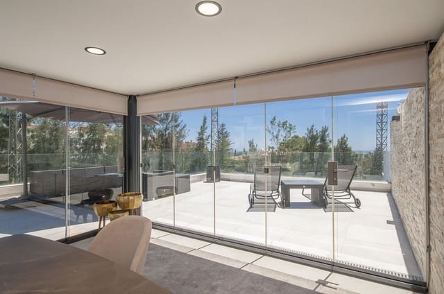 3 soverom Penthouse til salgs i Marbella med svømmebasseng garasje - € 989 000 (Ref: 10142374)