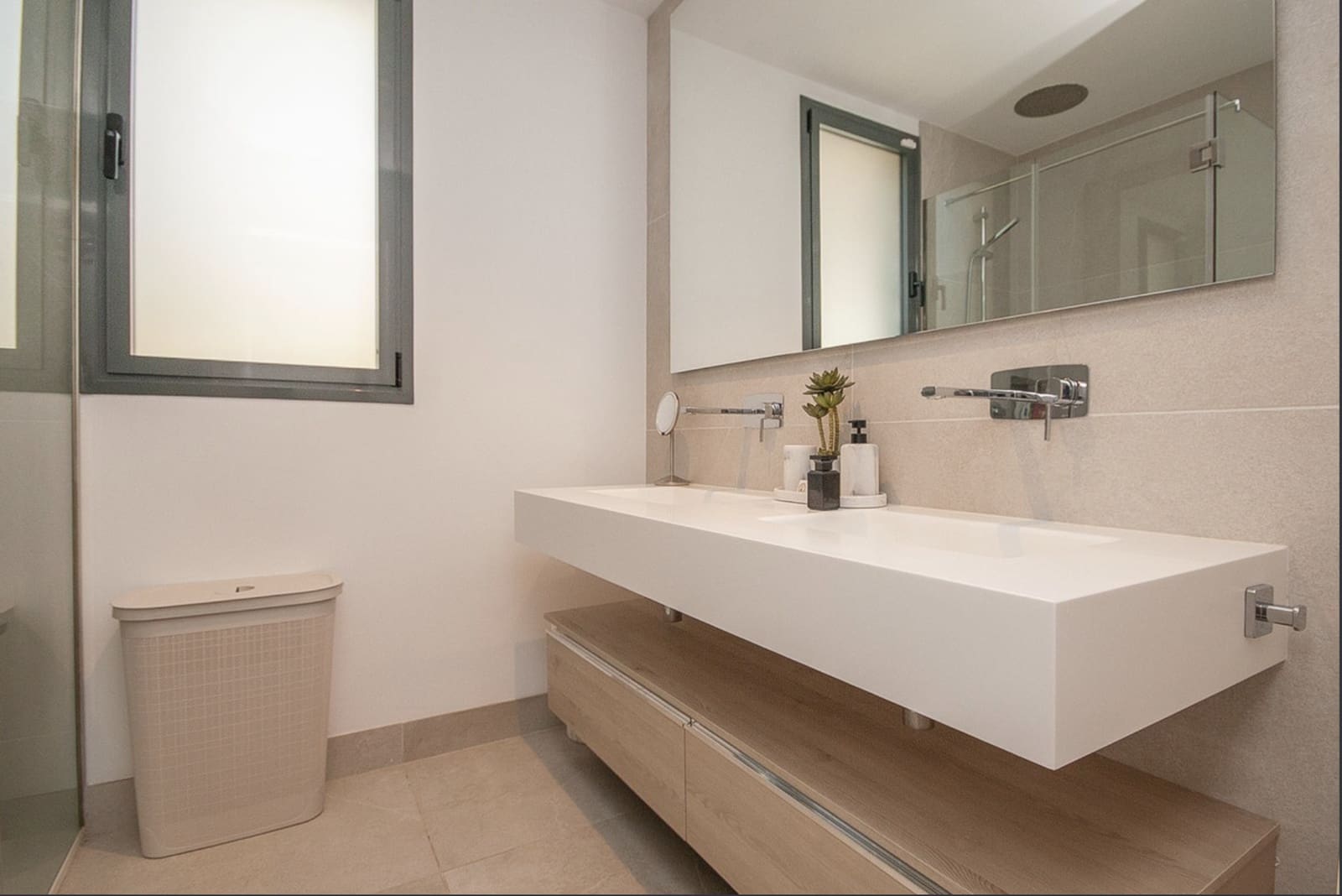 3 soverom Penthouse til salgs i Marbella med svømmebasseng garasje - € 989 000 (Ref: 10142374)