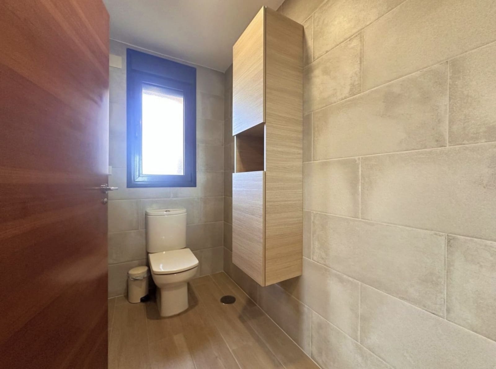 5 slaapkamer Halfvrijstaande villa te koop in Estepona met zwembad garage - € 800.000 (Ref: 10142375)