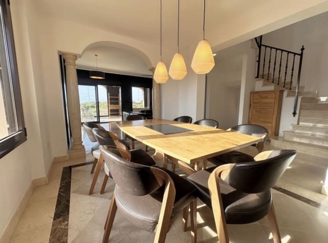 5 sypialnia Dom blizniak na sprzedaż w Estepona z basenem garażem - 800 000 € (Ref: 10142375)