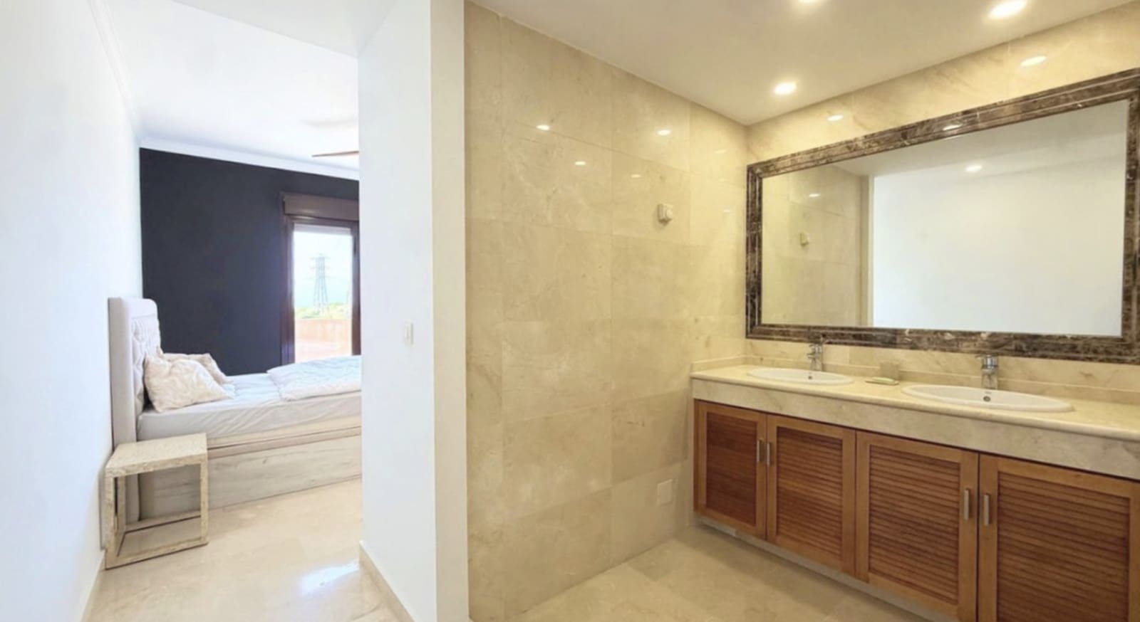 5 slaapkamer Halfvrijstaande villa te koop in Estepona met zwembad garage - € 800.000 (Ref: 10142375)