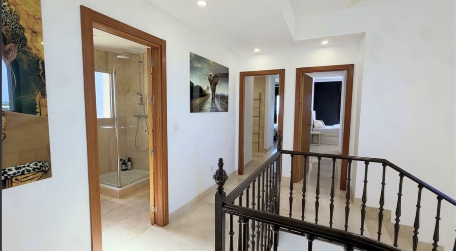 5 slaapkamer Halfvrijstaande villa te koop in Estepona met zwembad garage - € 800.000 (Ref: 10142375)