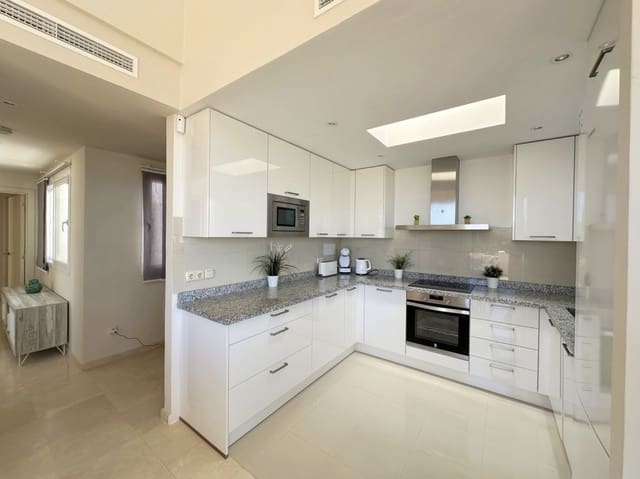 2 quarto Penthouse para venda em Casares com piscina garagem - 610 000 € (Ref: 10142376)