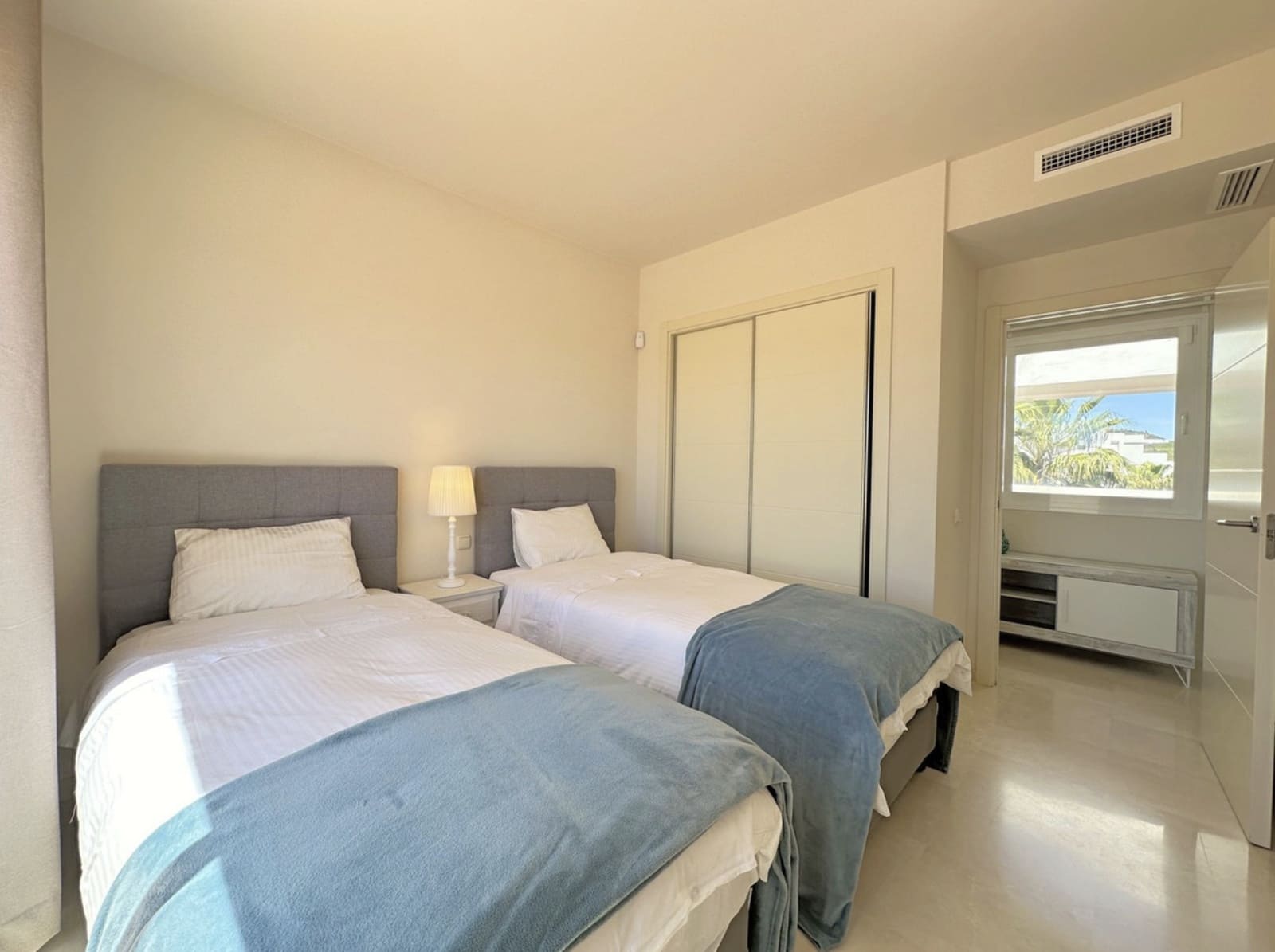2 quarto Penthouse para venda em Casares com piscina garagem - 610 000 € (Ref: 10142376)