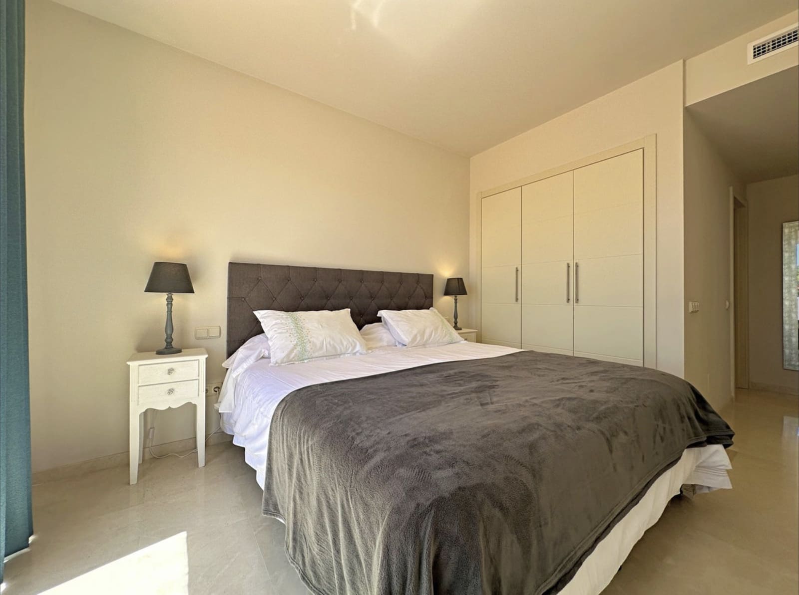 2 quarto Penthouse para venda em Casares com piscina garagem - 610 000 € (Ref: 10142376)
