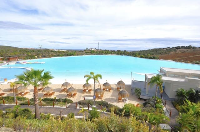 2 quarto Penthouse para venda em Casares com piscina garagem - 610 000 € (Ref: 10142376)