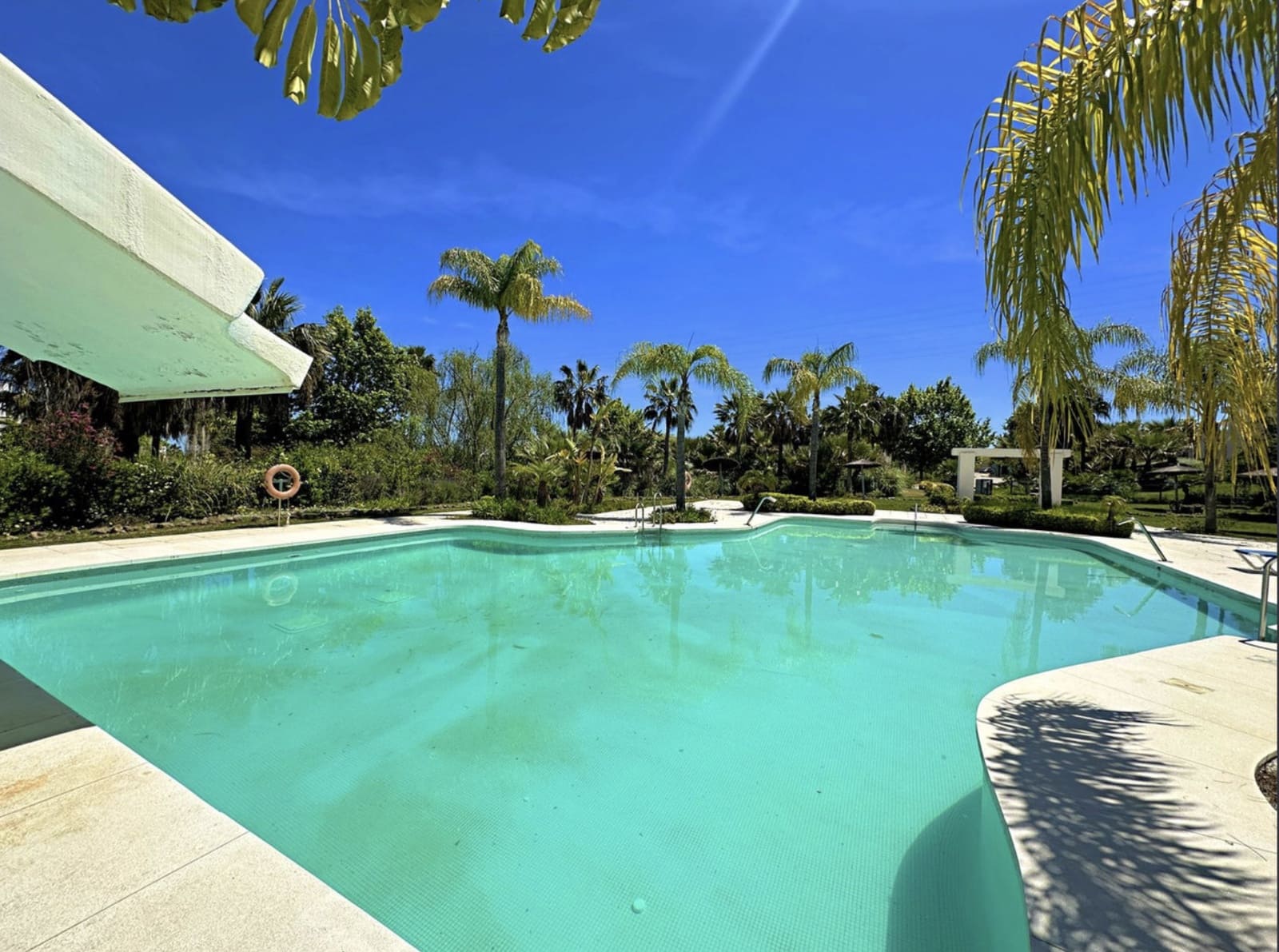 2 quarto Penthouse para venda em Casares com piscina garagem - 610 000 € (Ref: 10142376)