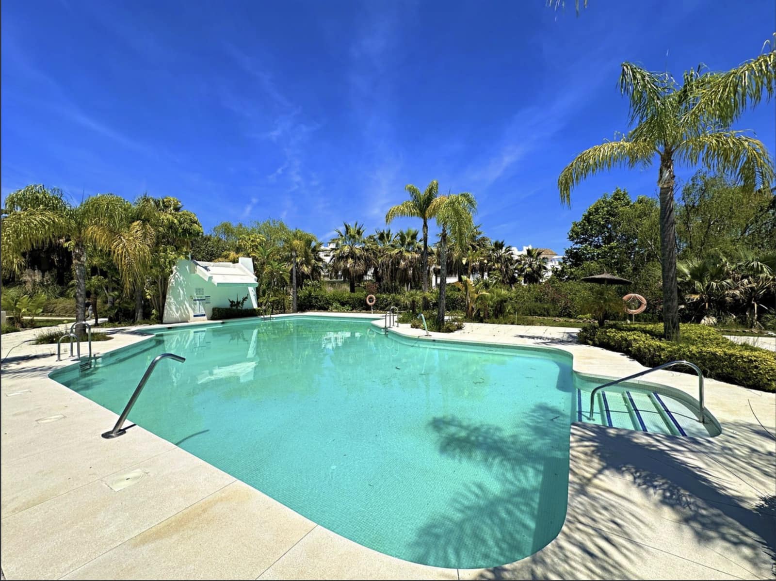2 quarto Penthouse para venda em Casares com piscina garagem - 610 000 € (Ref: 10142376)