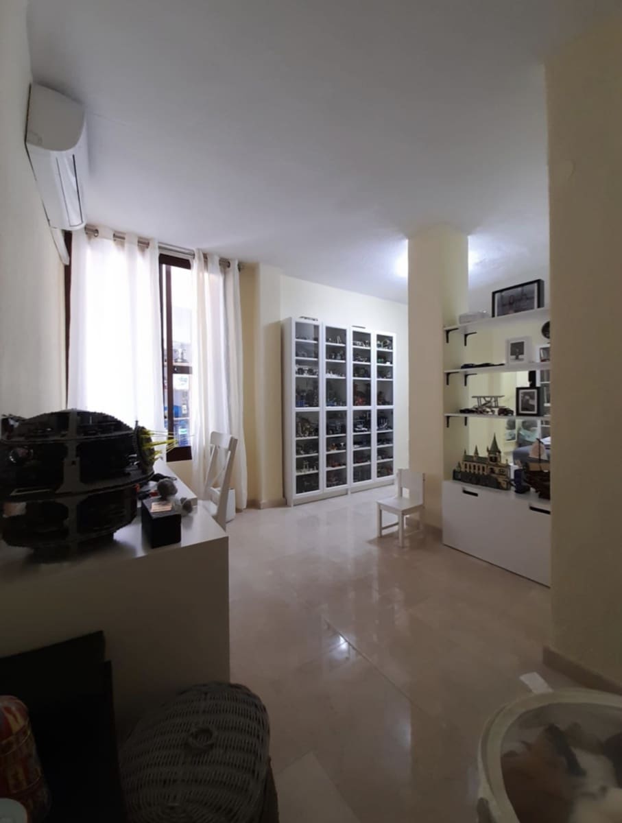 3 bedroom Apartment for sale in Marbella with pool garage - € 580,000 (Ref: 10146702)