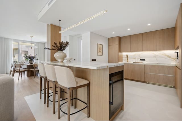 3 soverom Penthouse til salgs i Marbella med svømmebasseng - € 1 695 000 (Ref: 10146703)
