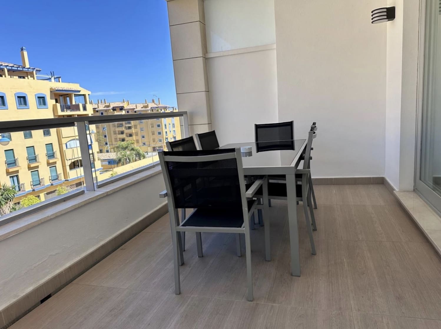 3 soveværelse Penthouse til salg i San Pedro de Alcantara med swimmingpool garage - € 675.000 (Ref: 10146705)