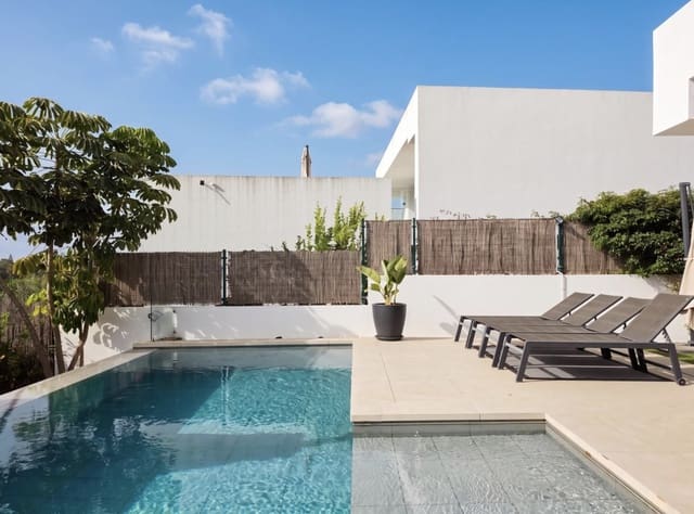 Villa til salgs i El Paraiso, Estepona med svømmebasseng garasje - € 1 800 000 (Ref: 10146708)