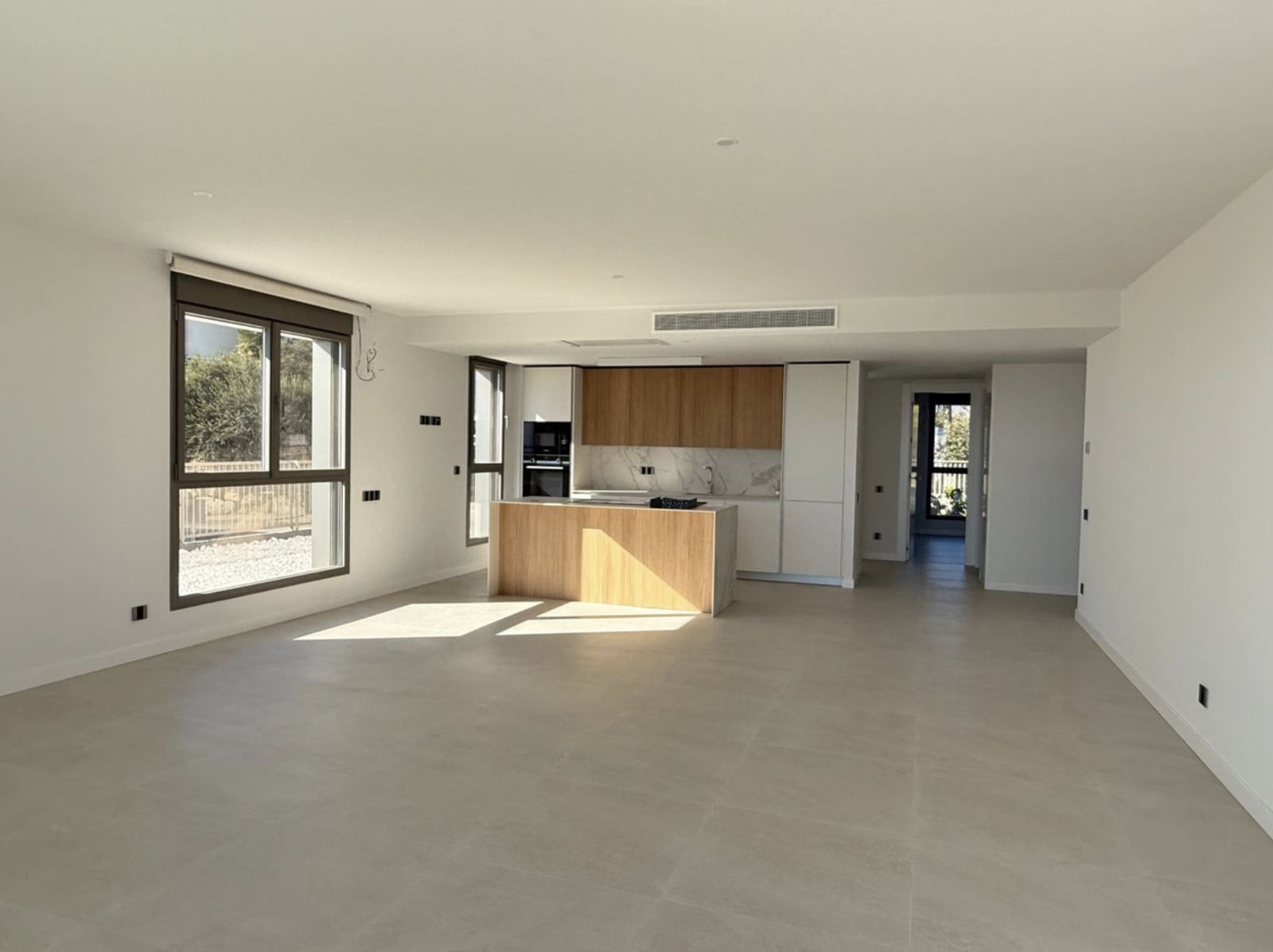 Apartamento de 3 habitaciones en New Golden Mile en venta con piscina garaje - 940.000 € (Ref: 10146711)