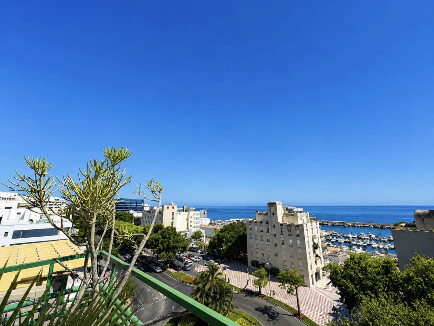 3 bedroom Penthouse for sale in Marbella - € 530,000 (Ref: 10146712)