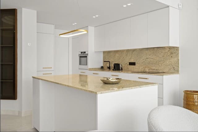 2 slaapkamer Appartement te koop in New Golden Mile, Estepona met zwembad garage - € 815.000 (Ref: 10146713)