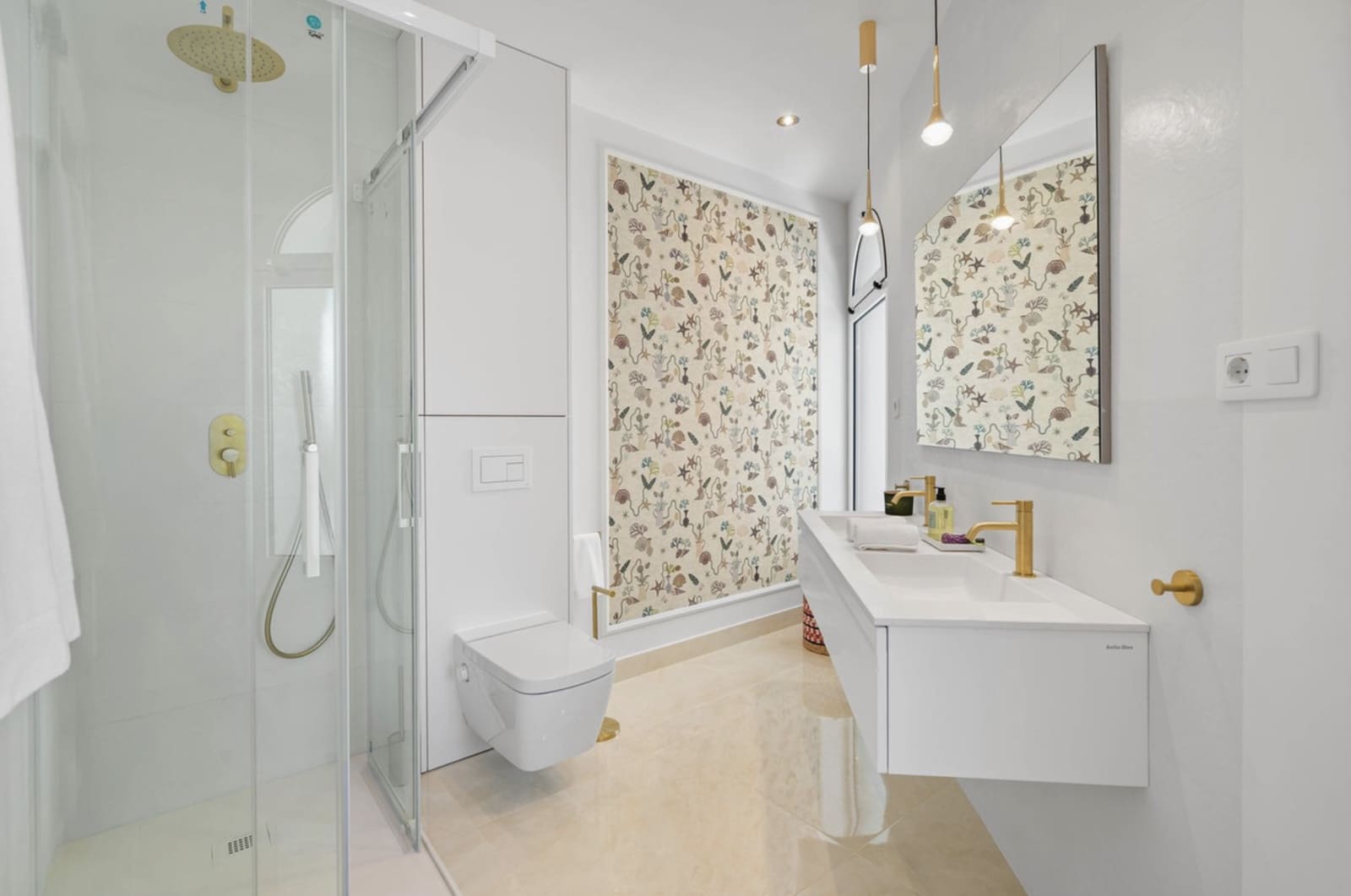 2 slaapkamer Appartement te koop in New Golden Mile met zwembad garage - € 815.000 (Ref: 10146713)