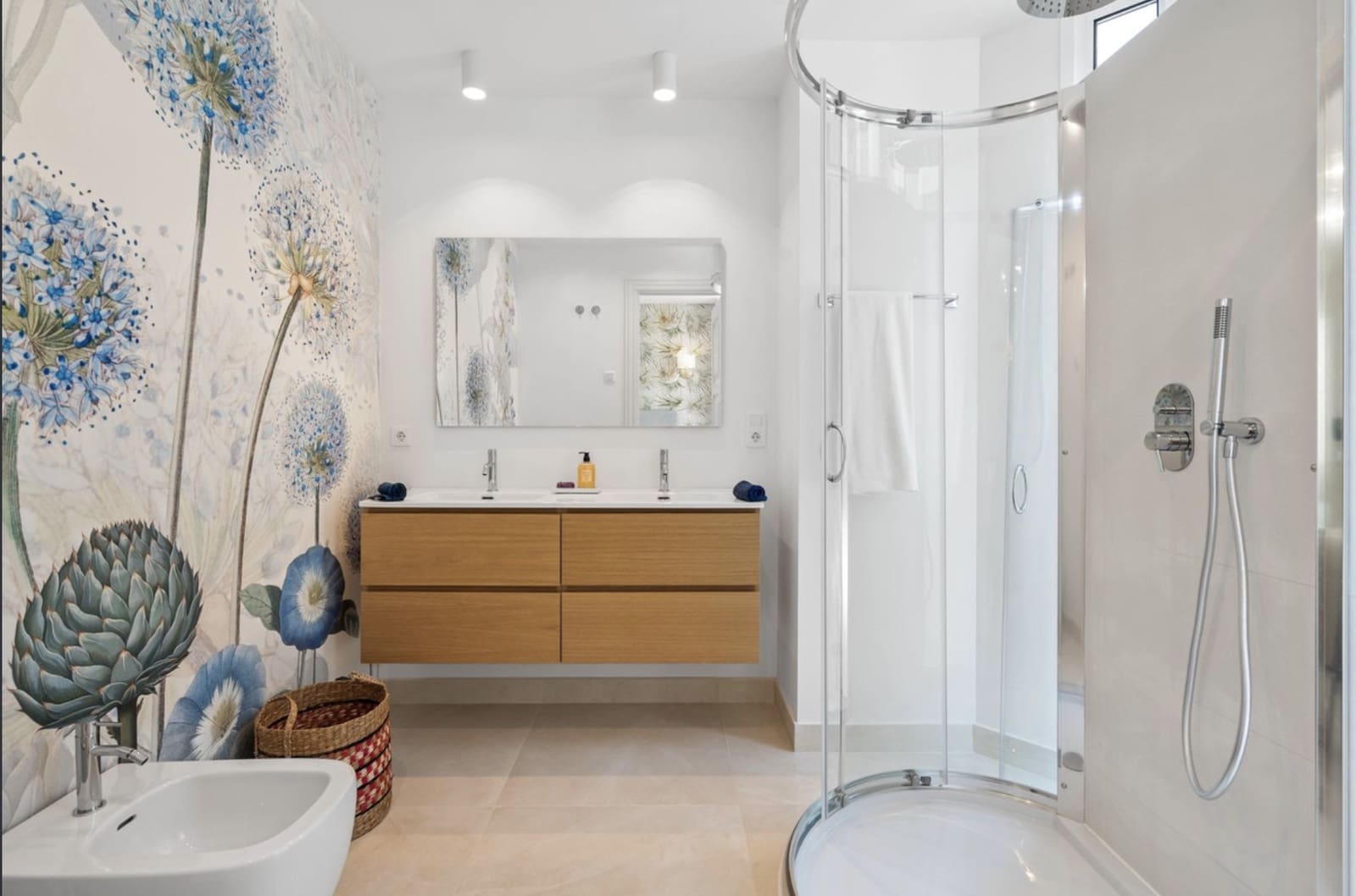 2 slaapkamer Appartement te koop in New Golden Mile met zwembad garage - € 815.000 (Ref: 10146713)