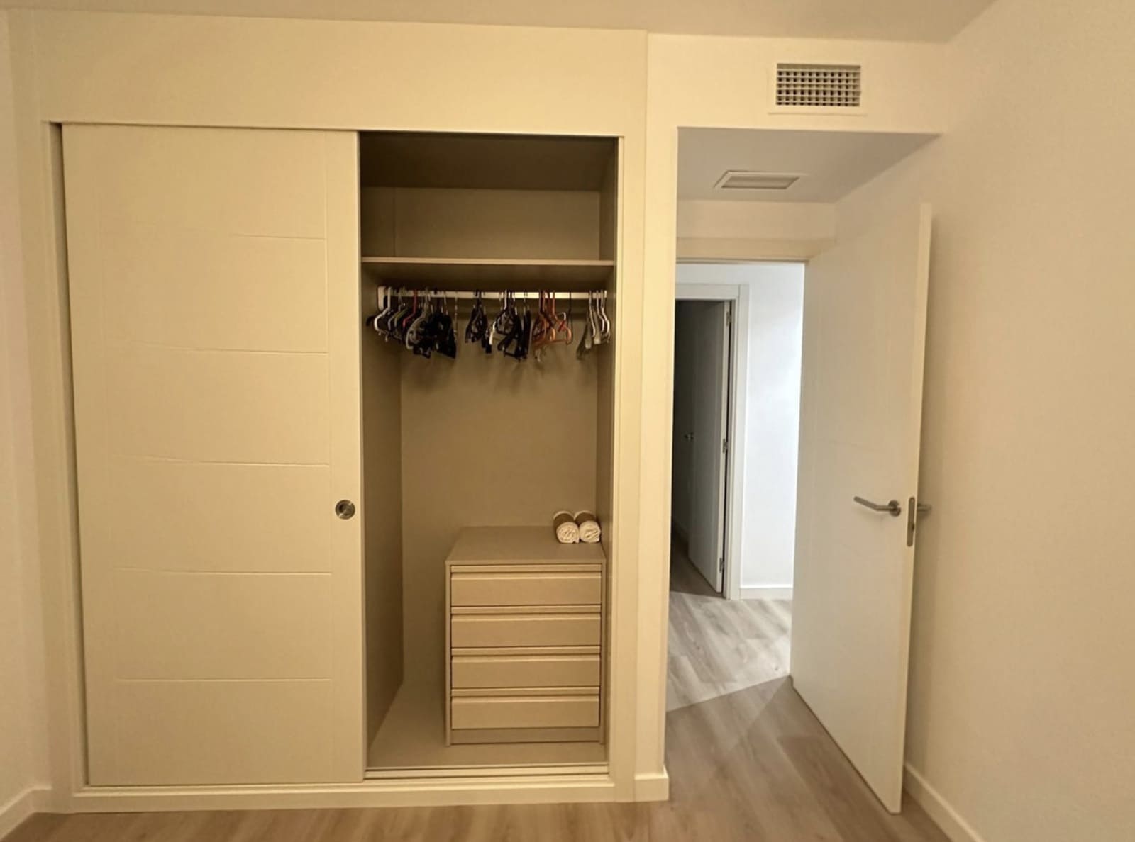 3 bedroom Apartment for sale in Marbella with pool garage - € 515,700 (Ref: 10146714)