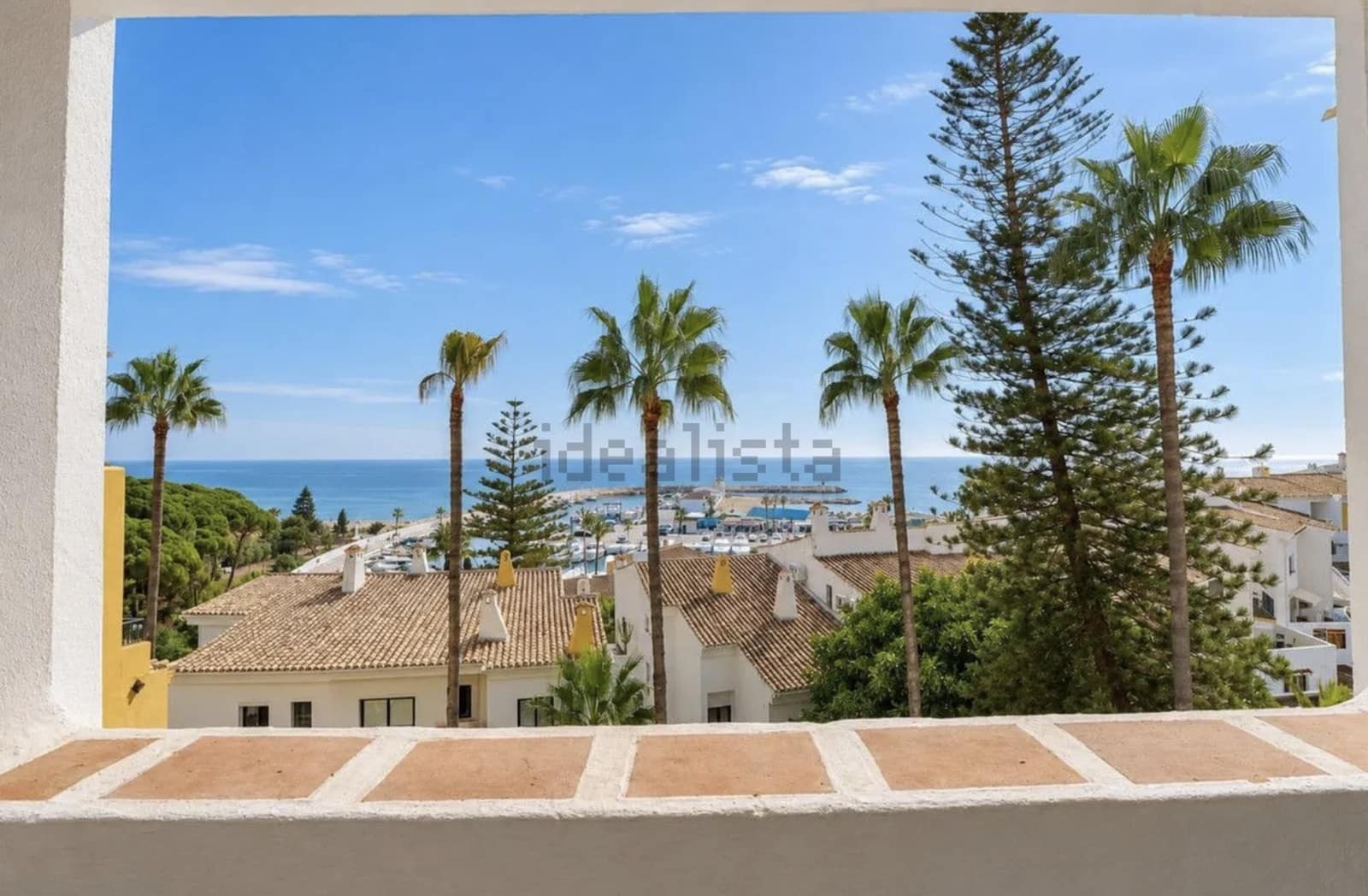 2 bedroom Apartment for sale in Marbella with pool garage - € 574,000 (Ref: 10146715)