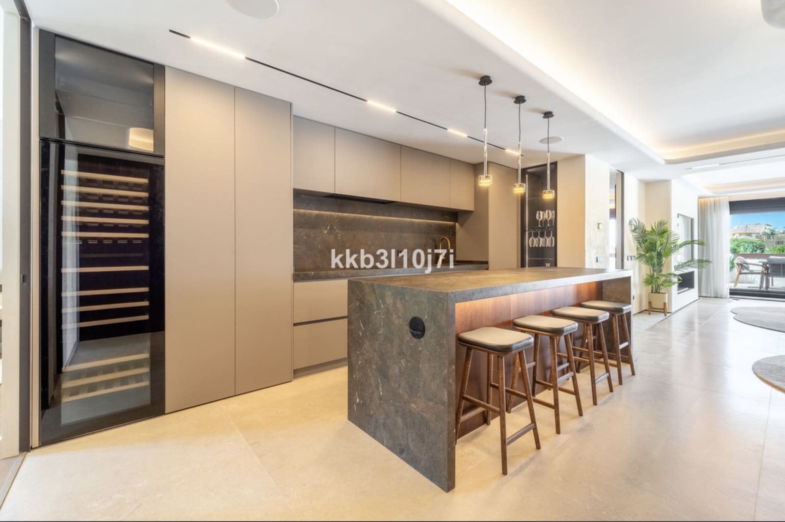 3 soveværelse Lejlighed til salg i Marbella med swimmingpool garage - € 2.445.000 (Ref: 10146716)