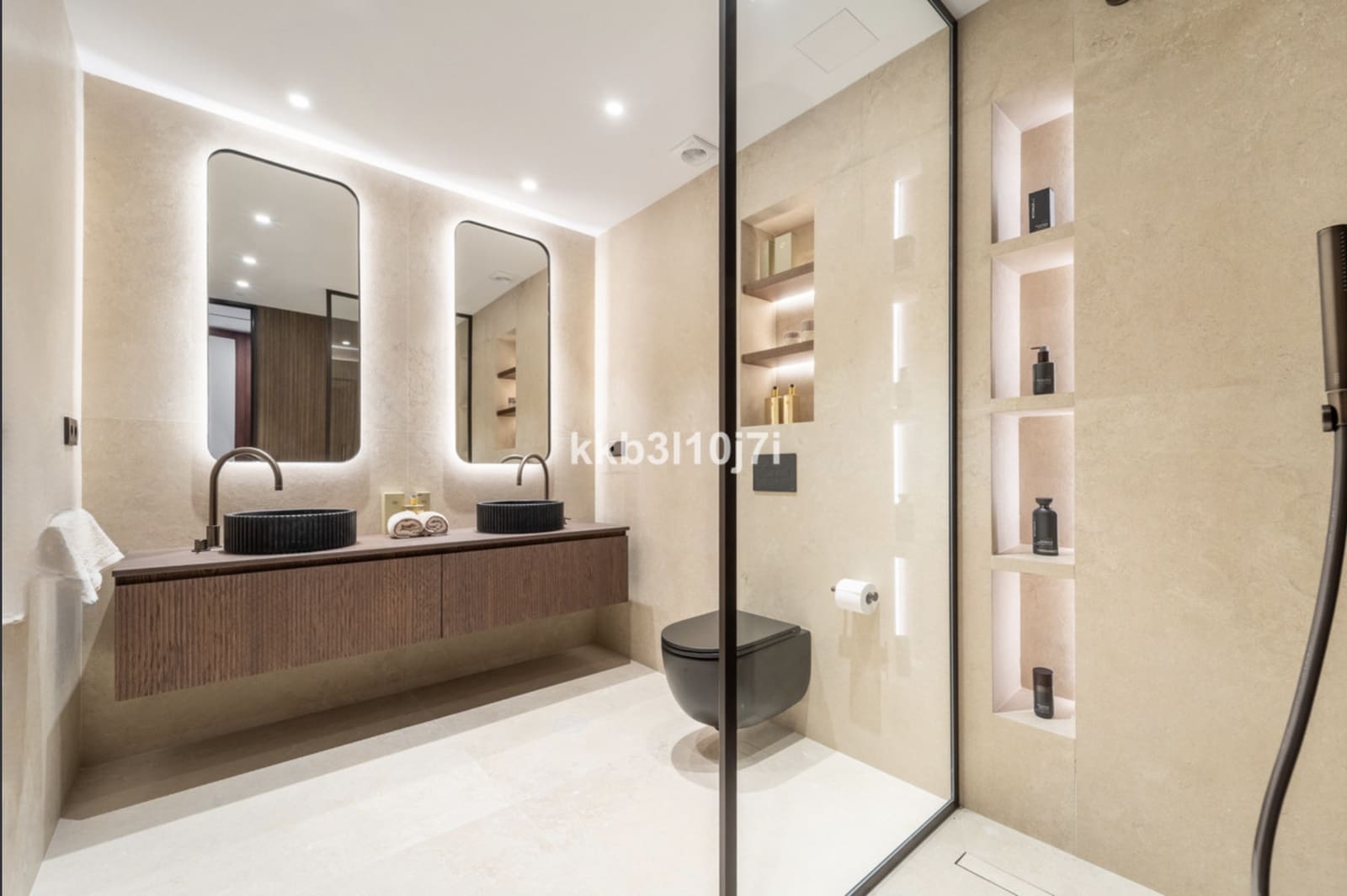 3 soveværelse Lejlighed til salg i Marbella med swimmingpool garage - € 2.445.000 (Ref: 10146716)