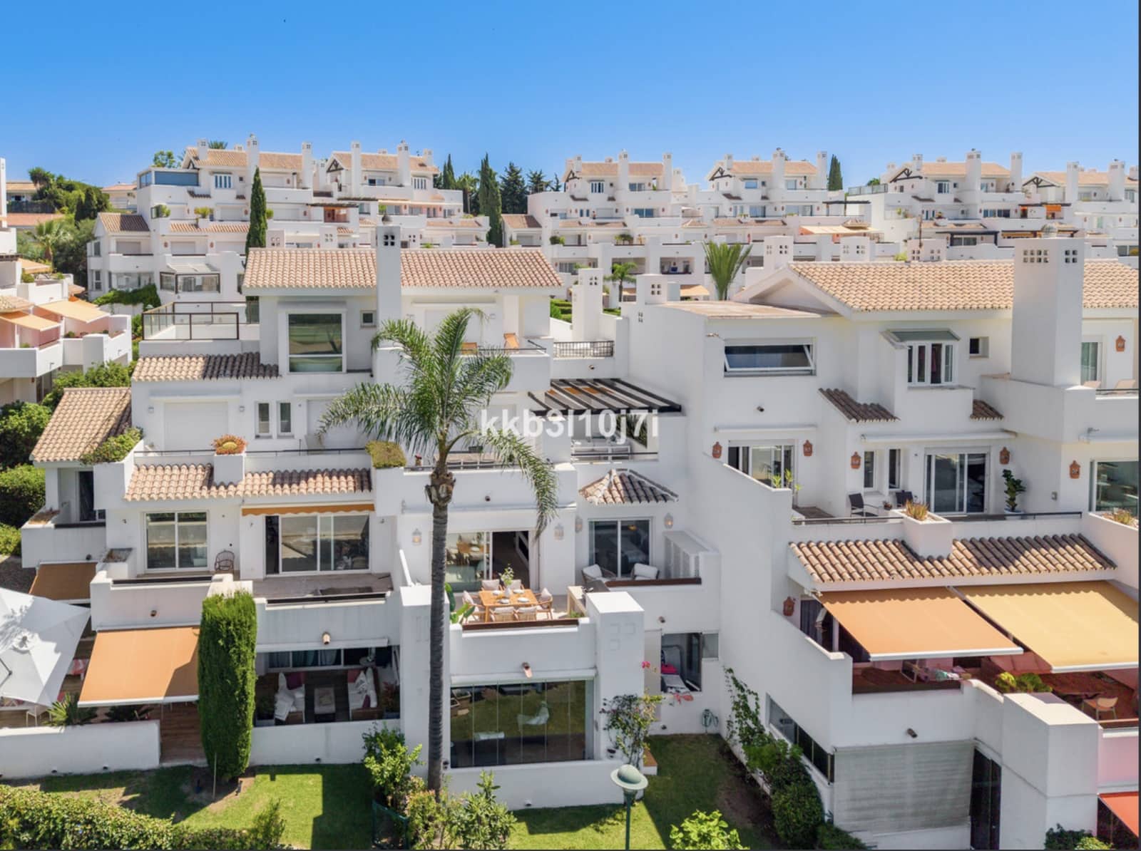 3 soveværelse Lejlighed til salg i Marbella med swimmingpool garage - € 2.445.000 (Ref: 10146716)