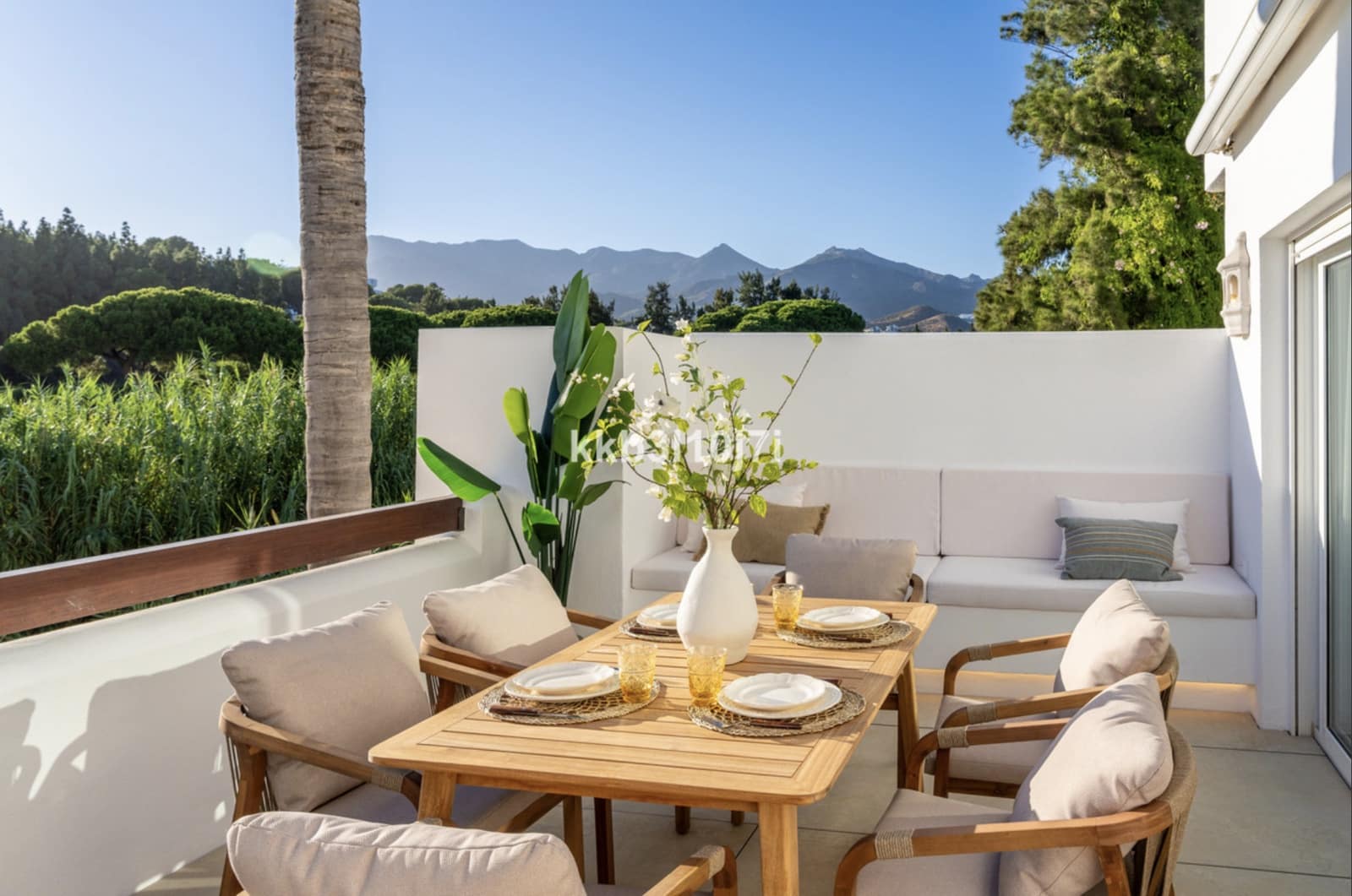 3 soveværelse Lejlighed til salg i Marbella med swimmingpool garage - € 2.445.000 (Ref: 10146716)