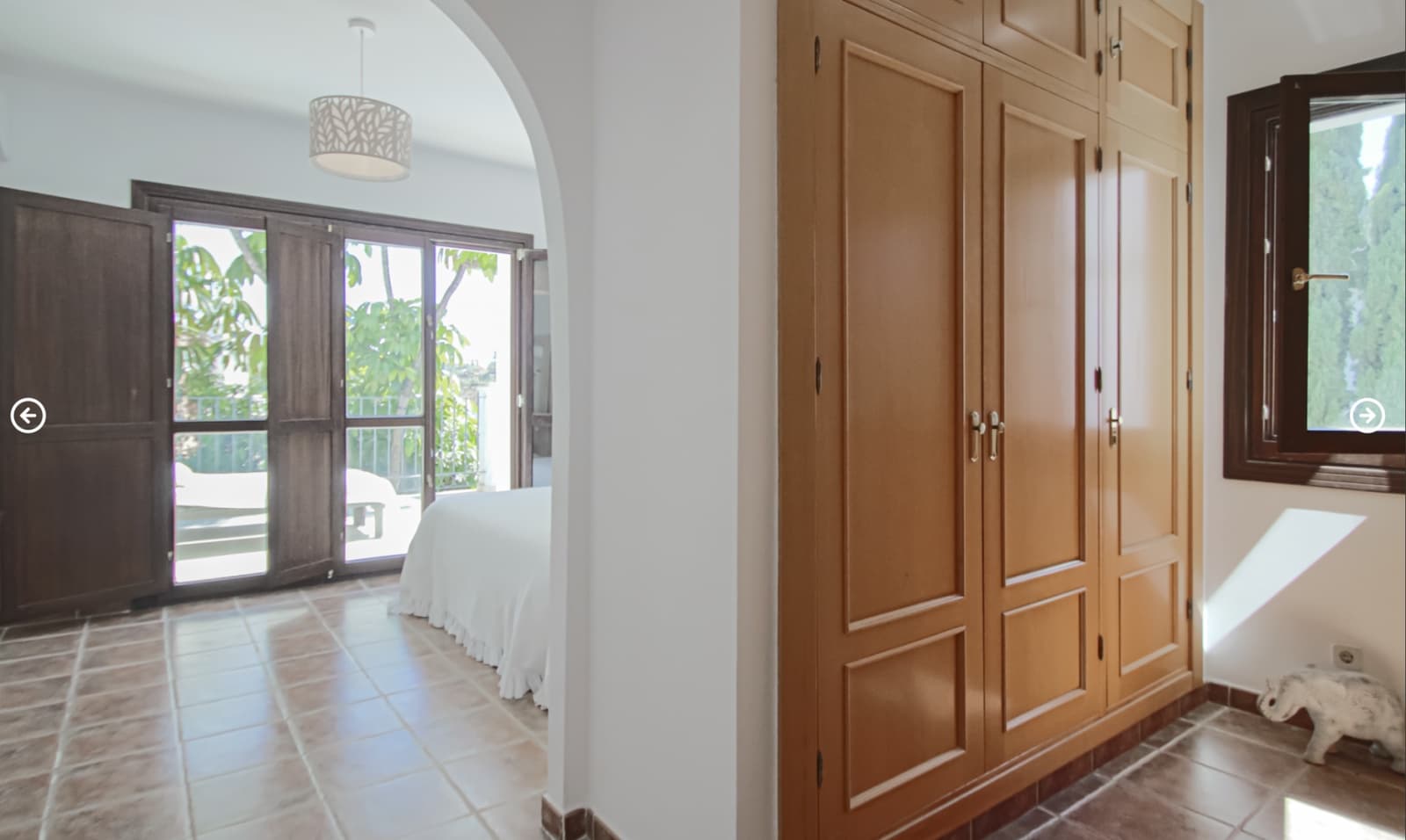 4 chambre Villa/Maison Semi-Mitoyenne à vendre à El Paraiso avec piscine garage - 697 000 € (Ref: 10146718)