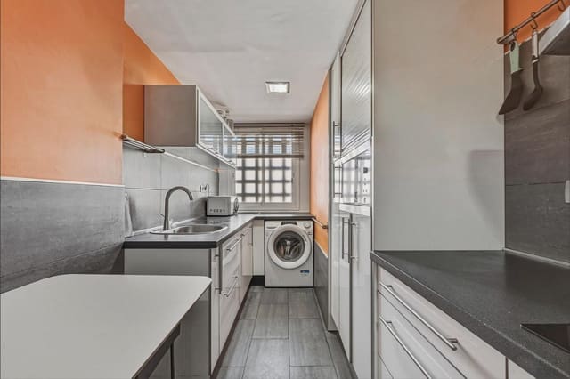 3 camera da letto Attico in vendita in Golden Mile, Marbella con garage - 535.000 € (Rif: 10148462)