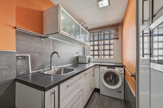 3 camera da letto Attico in vendita in Golden Mile, Marbella con garage - 535.000 € (Rif: 10148462)