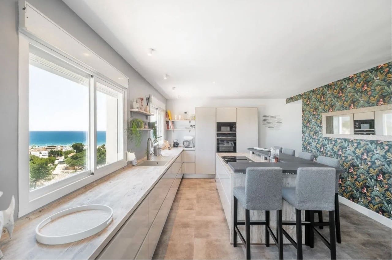 2 sypialnia Penthouse na sprzedaż w Marbella z basenem garażem - 599 000 € (Ref: 10153353)
