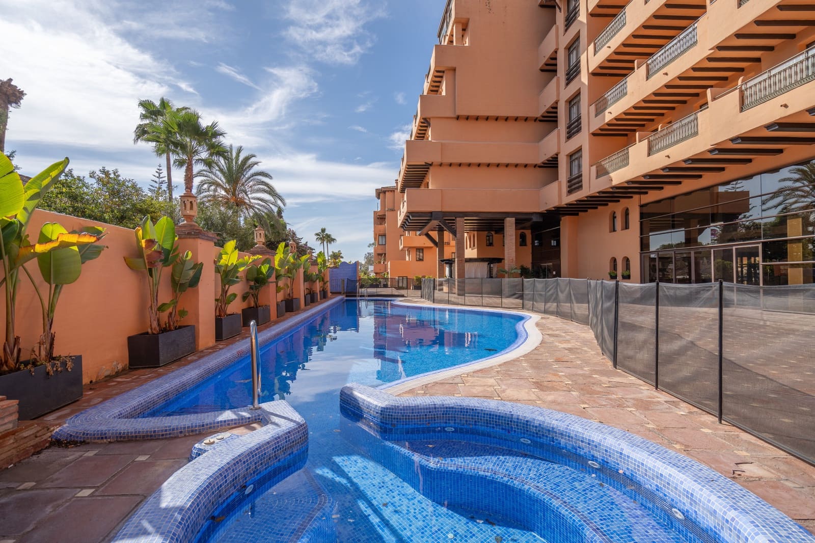 2 chambre Appartement à vendre à New Golden Mile avec piscine garage - 560 000 € (Ref: 10154896)