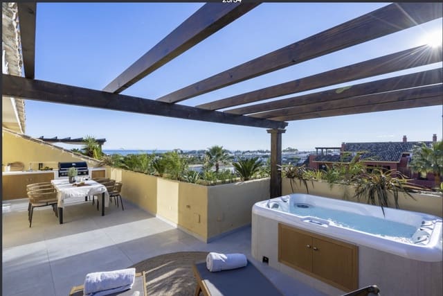 3 chambre Penthouse à vendre à Cancelada, Estepona avec piscine garage - 995 000 € (Ref: 10154901)