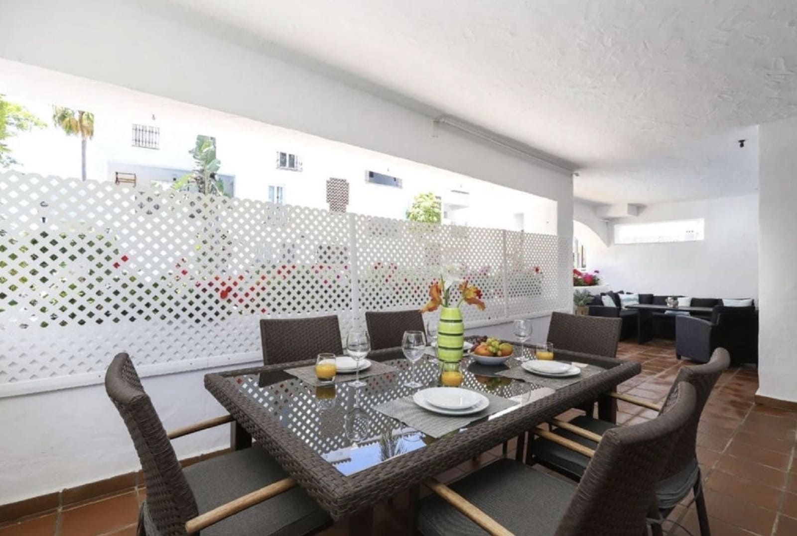2 bedroom Apartment for sale in San Pedro de Alcantara with pool - € 695,000 (Ref: 10154902)