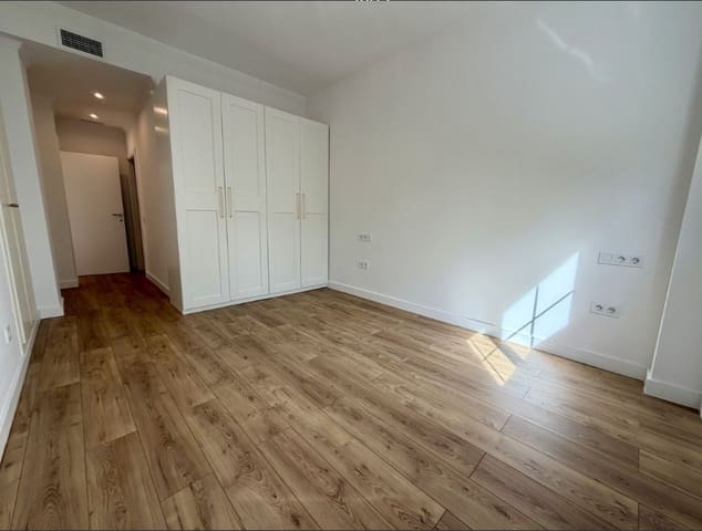 3 slaapkamer Appartement te koop in Nueva Andalucia, Marbella met zwembad garage - € 575.000 (Ref: 10154904)