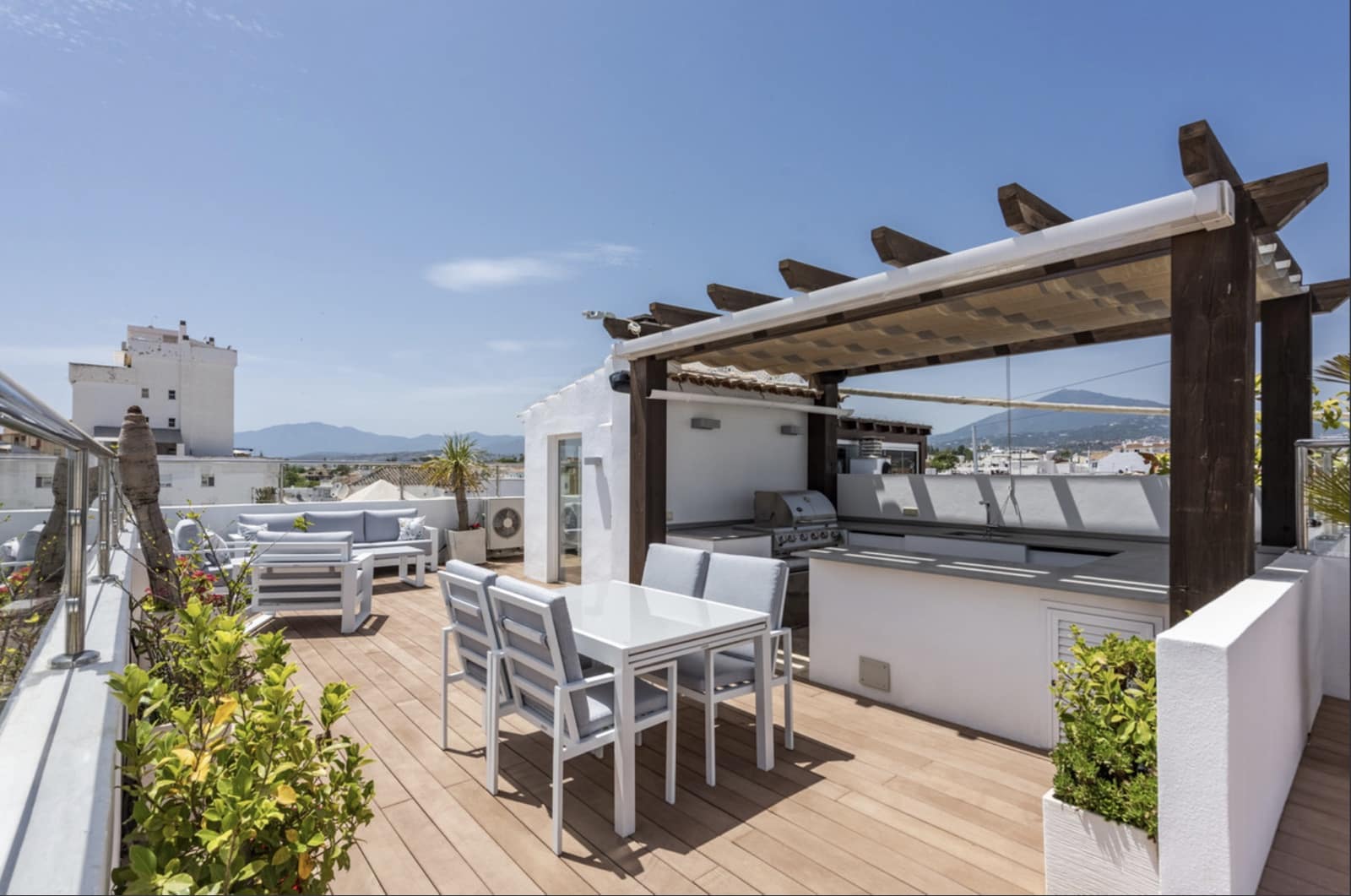 3 slaapkamer Penthouse te koop in San Pedro de Alcantara met zwembad - € 790.000 (Ref: 10154905)