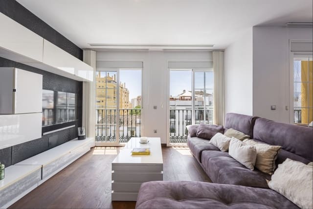 3 slaapkamer Penthouse te koop in San Pedro de Alcantara, Marbella met zwembad - € 790.000 (Ref: 10154905)