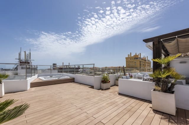 3 slaapkamer Penthouse te koop in San Pedro de Alcantara, Marbella met zwembad - € 790.000 (Ref: 10154905)