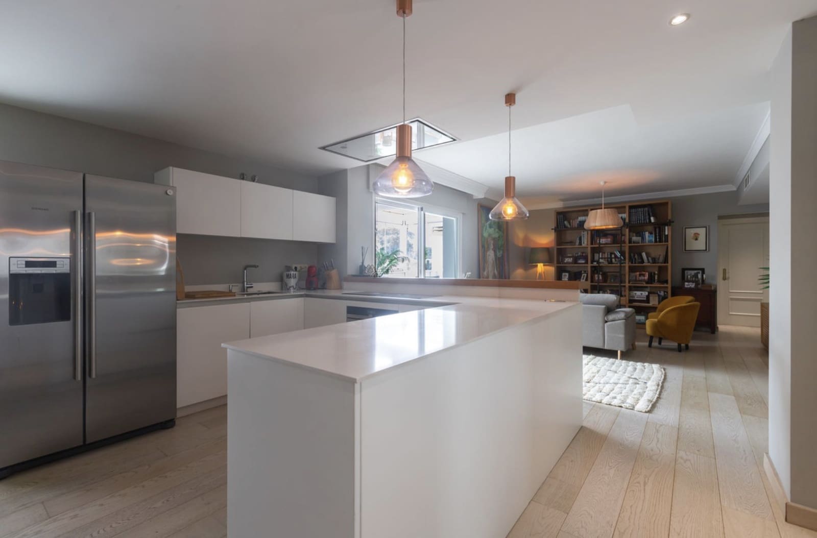 3 quarto Penthouse para venda em Marbella com piscina garagem - 740 000 € (Ref: 10159283)