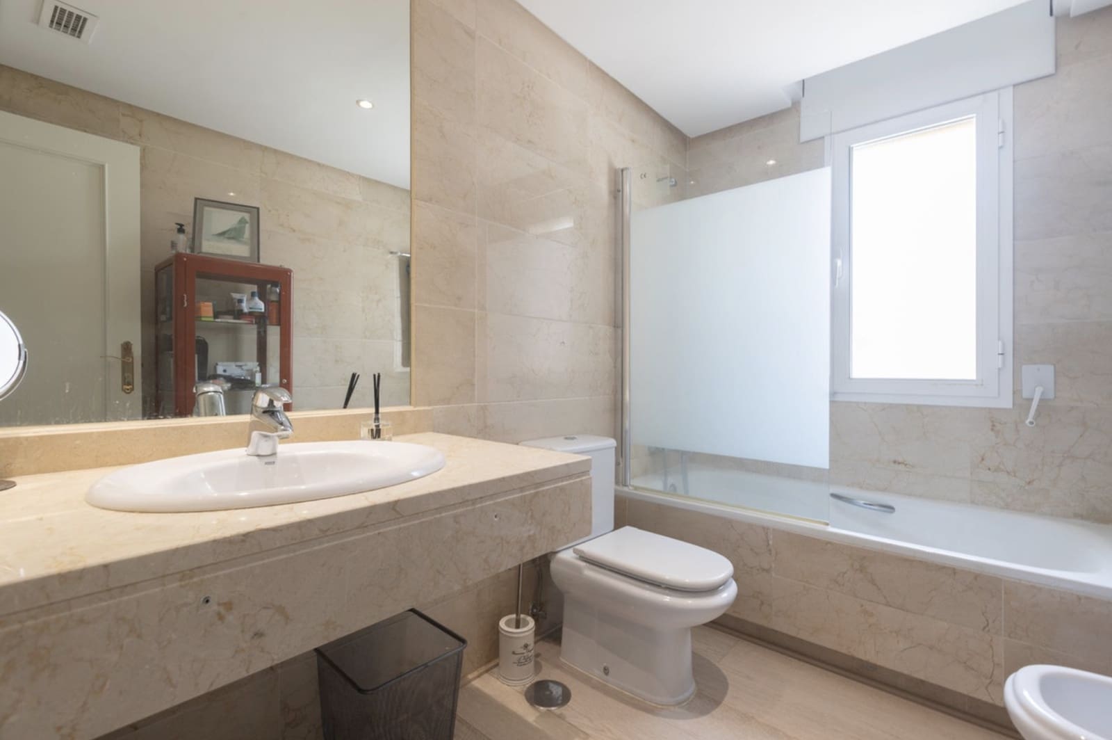 3 quarto Penthouse para venda em Marbella com piscina garagem - 740 000 € (Ref: 10159283)