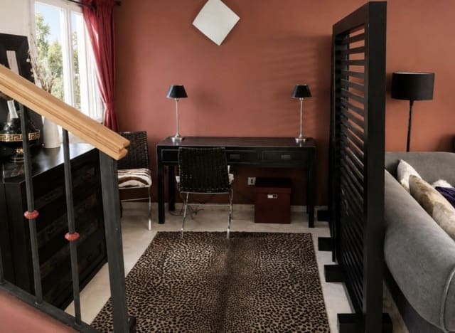3 sypialnia Dom na sprzedaż w Marbella z basenem garażem - 540 000 € (Ref: 10159284)