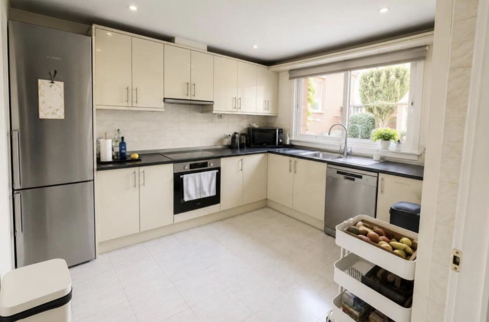 3 sypialnia Dom na sprzedaż w Marbella z basenem garażem - 540 000 € (Ref: 10159284)