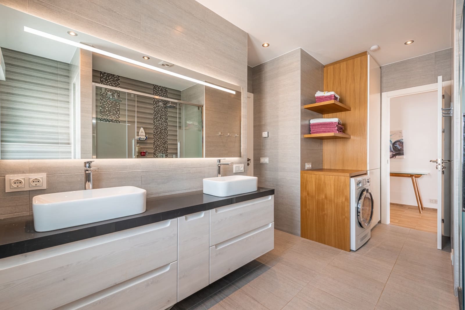 3 bedroom Apartment for sale in Marbella with pool garage - € 1,145,000 (Ref: 10159285)