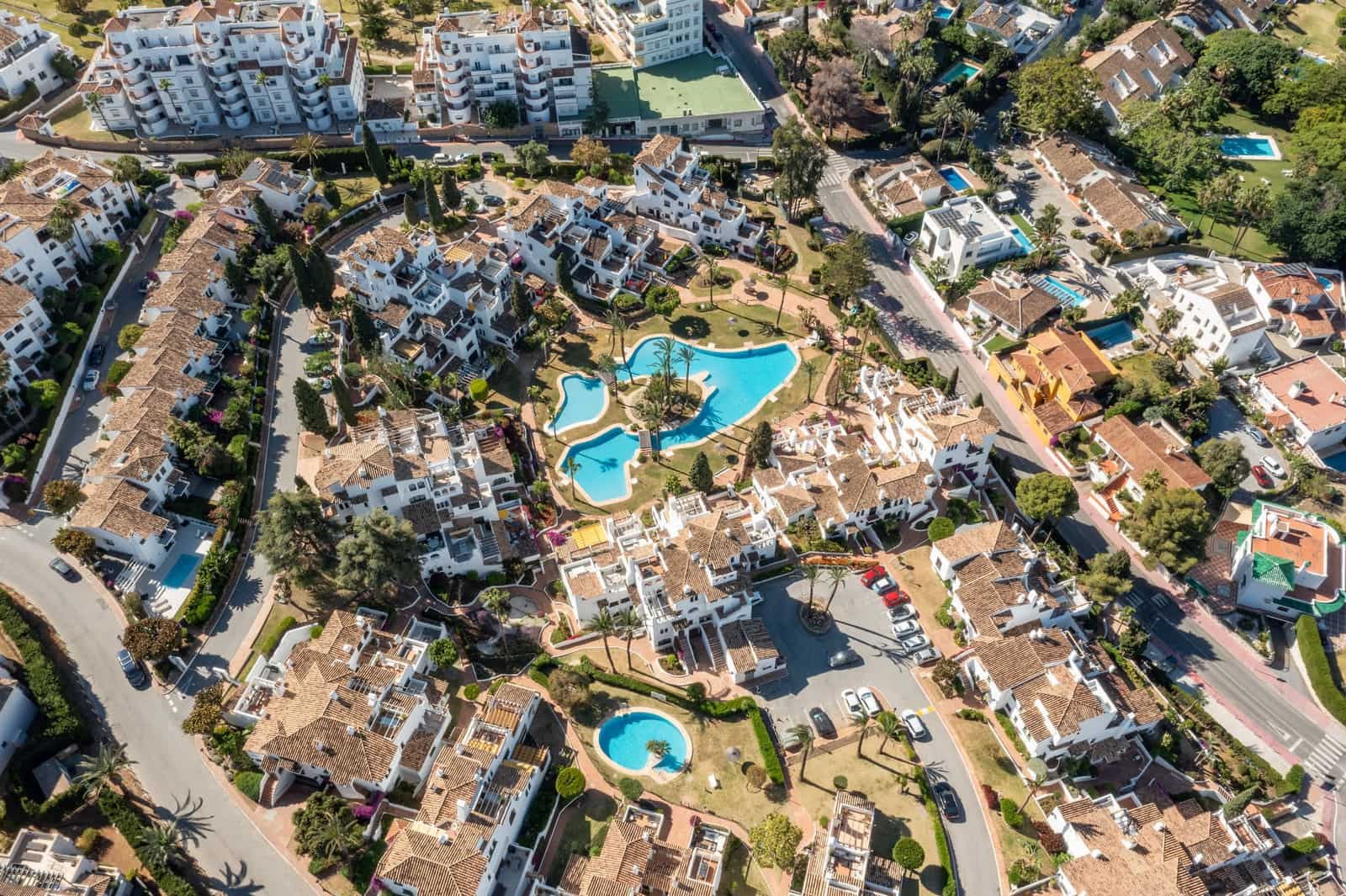 3 bedroom Apartment for sale in Marbella with pool garage - € 1,145,000 (Ref: 10159285)