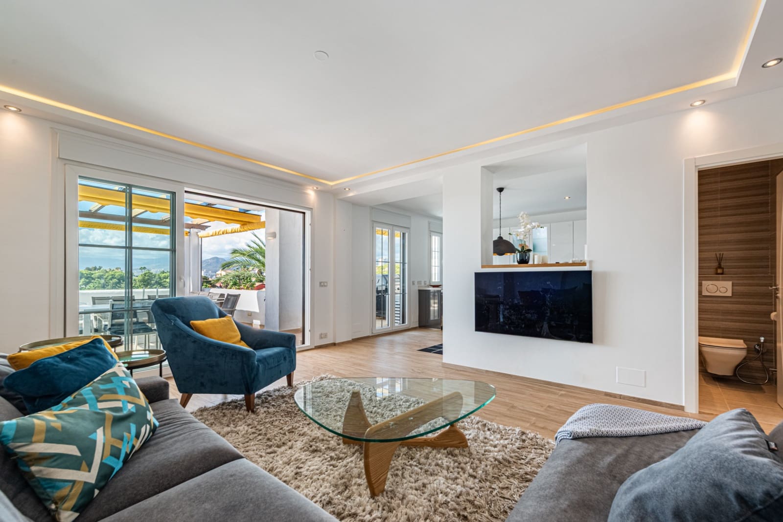 3 bedroom Apartment for sale in Marbella with pool garage - € 1,145,000 (Ref: 10159285)