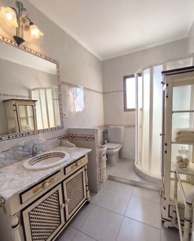 4 slaapkamer Halfvrijstaande villa te koop in Calahonda, Mijas met garage - € 699.900 (Ref: 10159288)