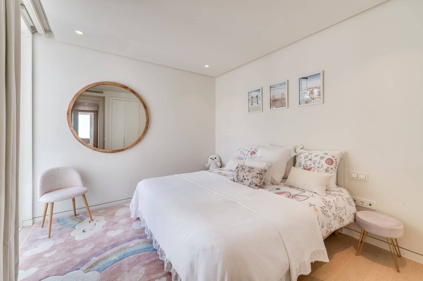 3 sypialnia Apartament na sprzedaż w Ojen z basenem garażem - 1 250 000 € (Ref: 10161225)