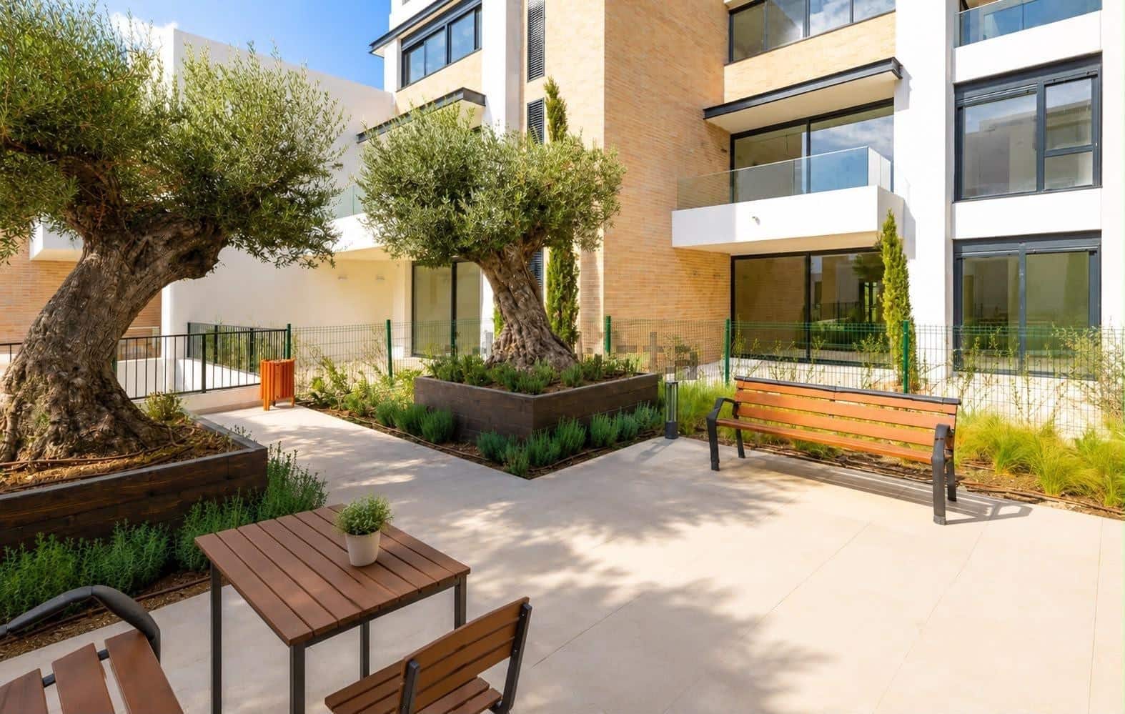 2 soveværelse Lejlighed til salg i Estepona med swimmingpool garage - € 499.900 (Ref: 10161227)